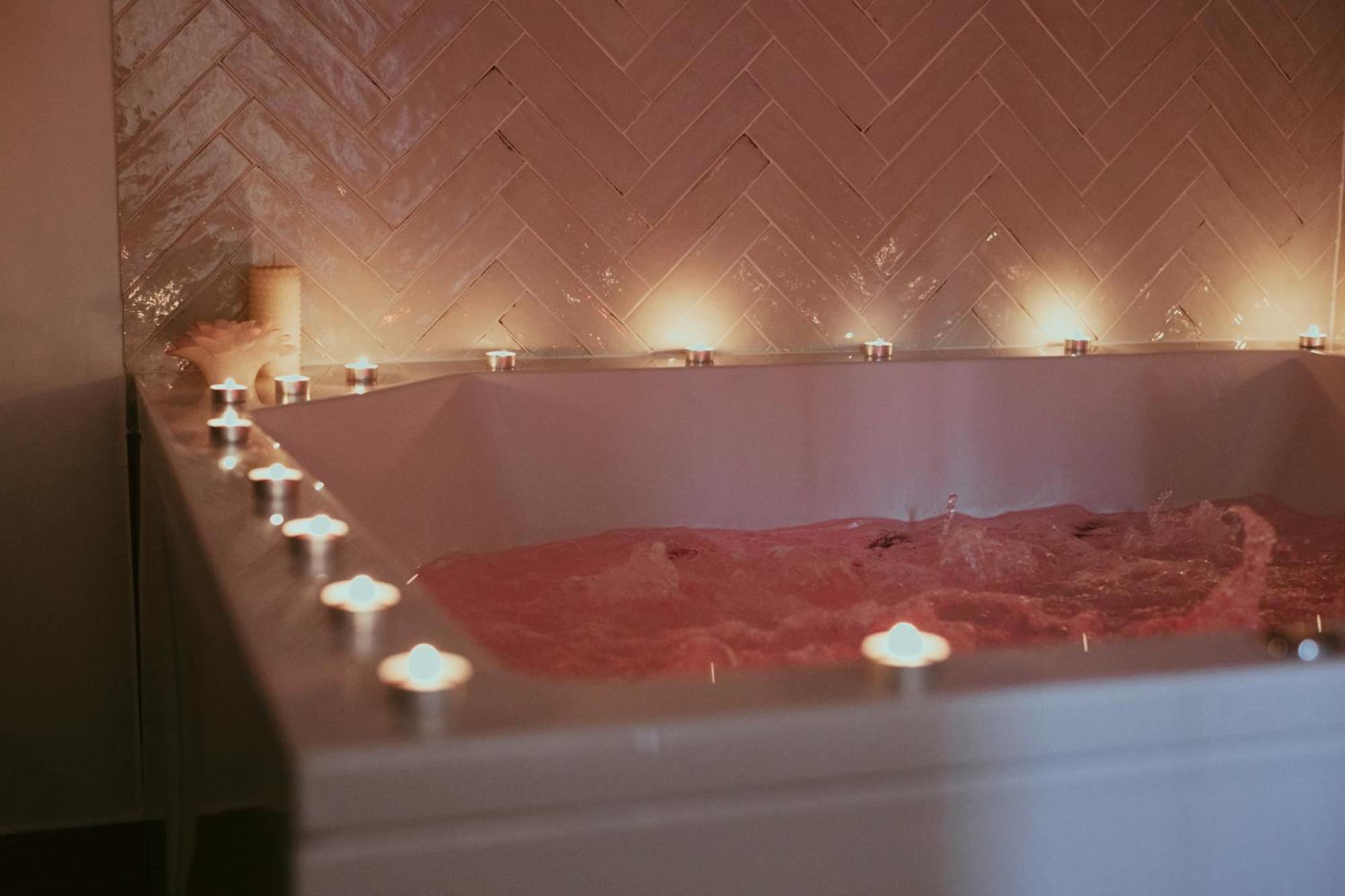 Luxury Jacuzzi Apartment Mostar Buitenkant foto